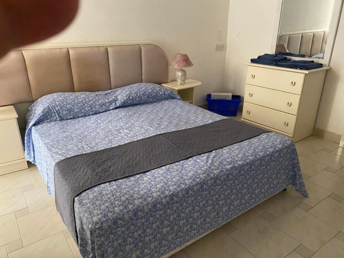Sea Front Apartment At Mellieha Bay, Malta! Extérieur photo