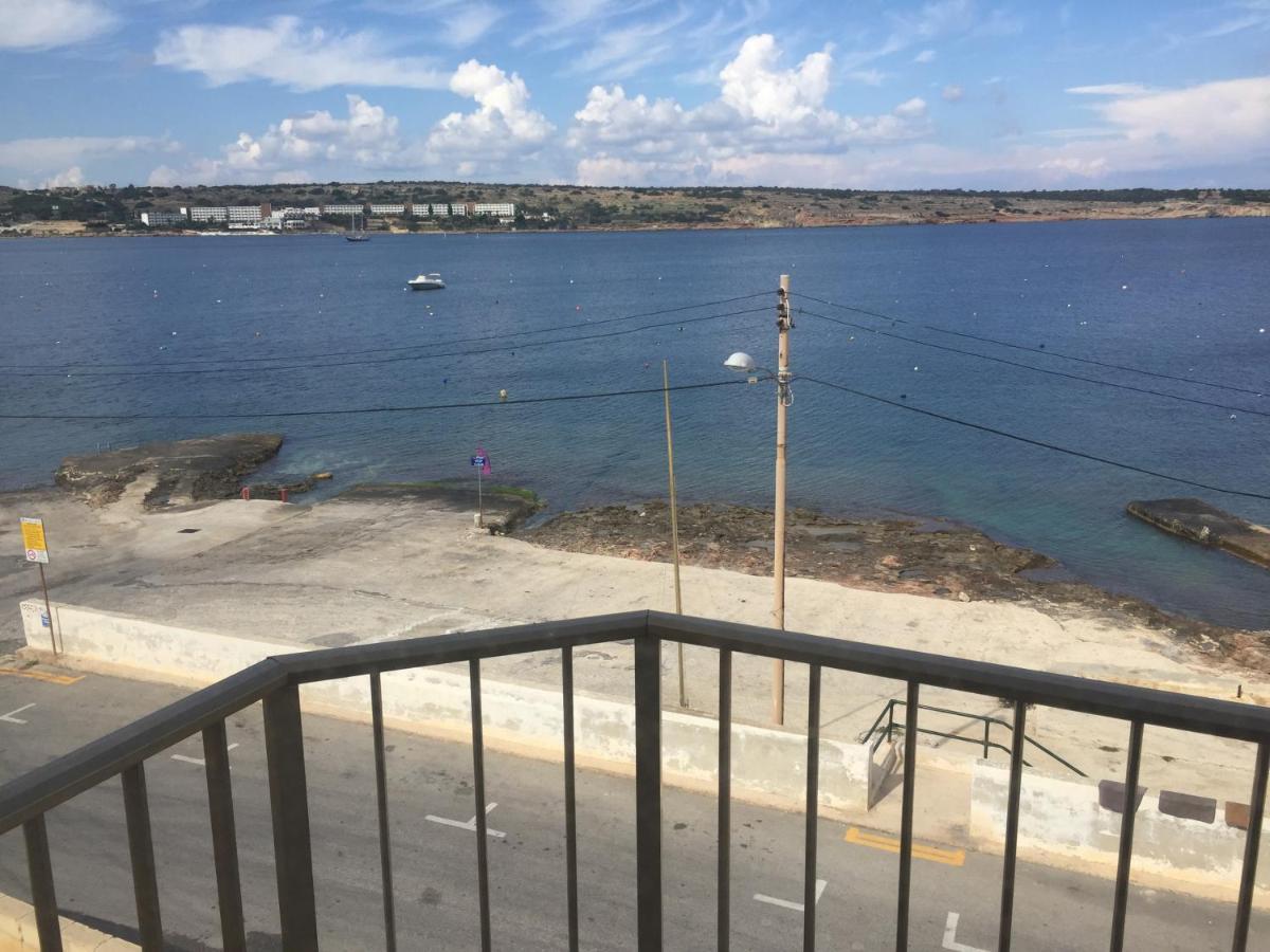 Sea Front Apartment At Mellieha Bay, Malta! Extérieur photo